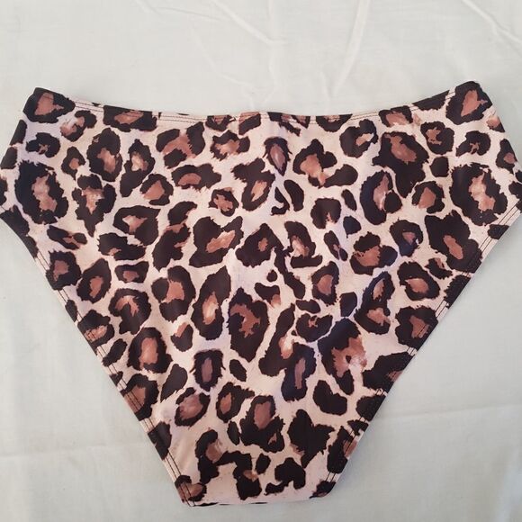 NWOT/ Bikini bottom   - Picture 2 of 5